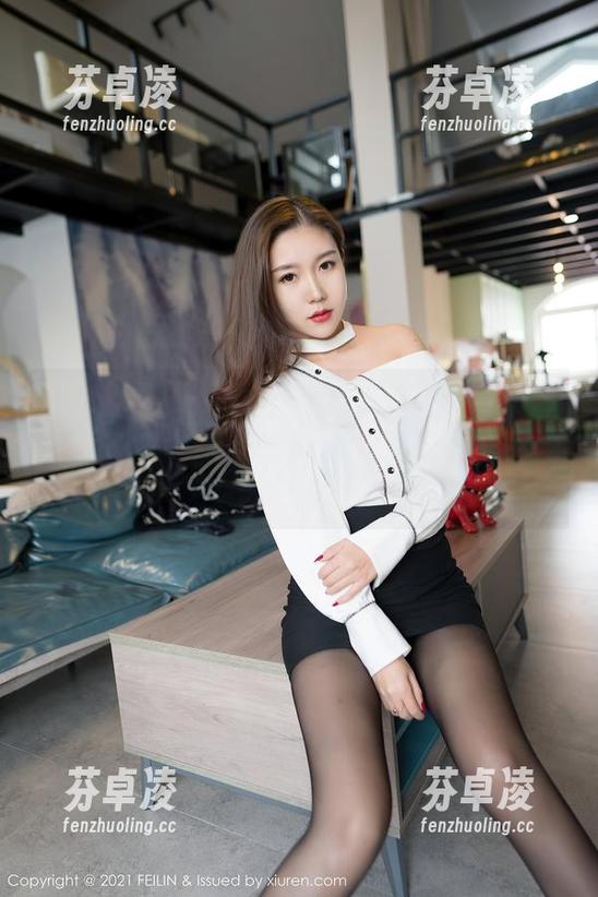 Feilin嗲囡囡 - 欣欣Rubybaby的运动态度：拍照时是不是也可以把呐喊入镜？图包期待！