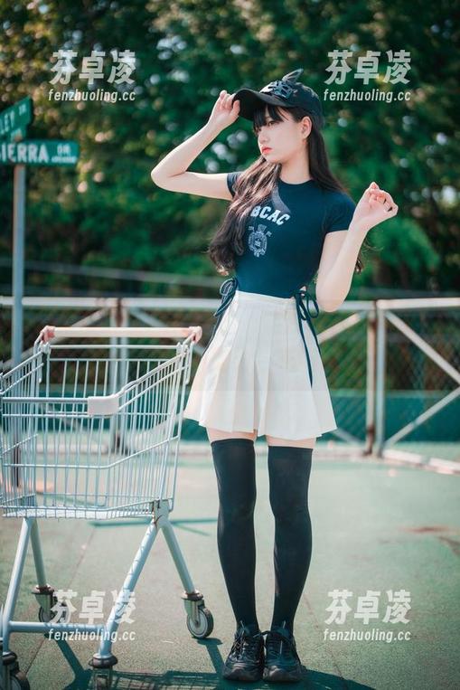 当吊带遇上Jenny(정제니)：这图集可能会让你对‘拖钓’有新解！