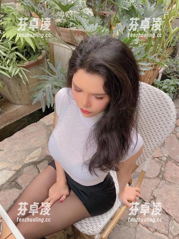 微密圈 - 突然对高清修女图片的Jessie婕西上了点心，想了解更多了！