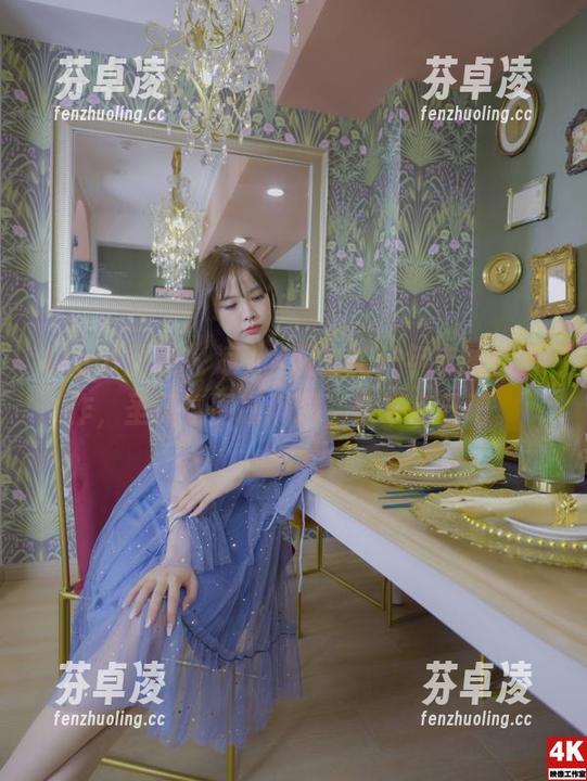 Ligui丽柜 - 凉儿×双生花—年末图库新作，圣诞氛围感满满，快来点开吧。