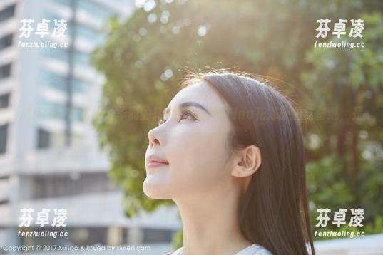 MiiTao蜜桃社-桃乃香Tina MiiTao蜜桃社 - 华丽的转身:桃乃香Tina花嫁原图与壁纸,是否让你心头一颤?