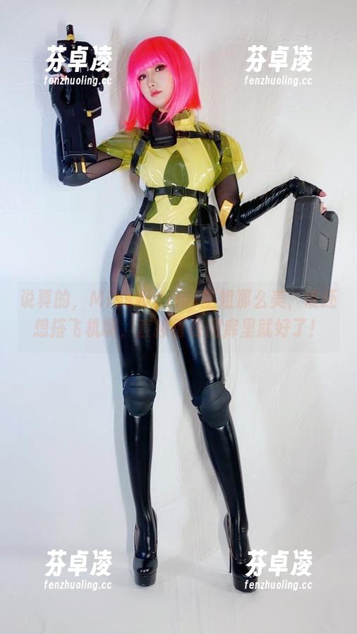 MissWarmJ 说真的,MissWarmJ空姐那么美,谁还想搭飞机啊,直接留在图库里就好了!