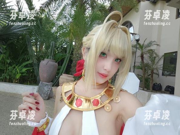 PuyPuyChan 从菜刀到镜头:PuyPuyChan的厨房写真全记录