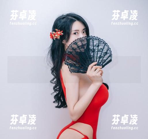 裸足情怀：Sia(시아)说，网盘才是家，我的脚才是星！