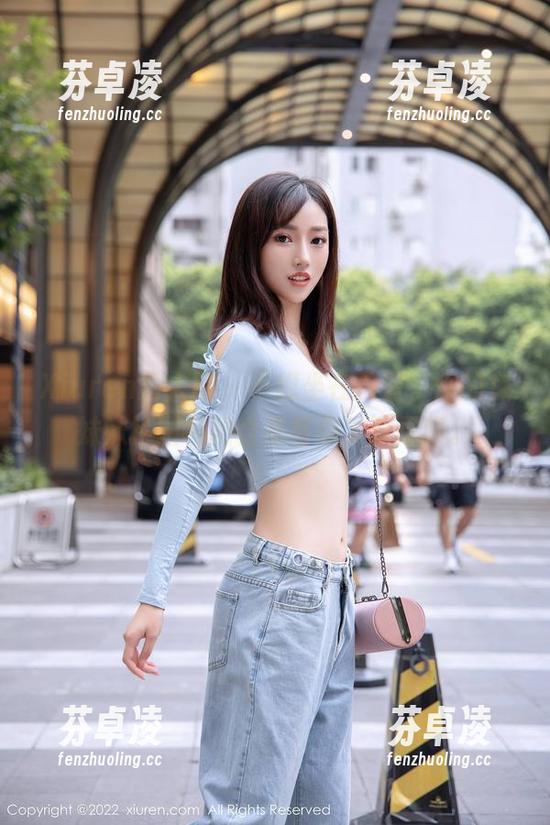 Xiuren秀人网-你的兔妹妹 Xiuren秀人网 - 不想坐在教室,你的兔妹妹校园私拍合集帮你发散思维。
