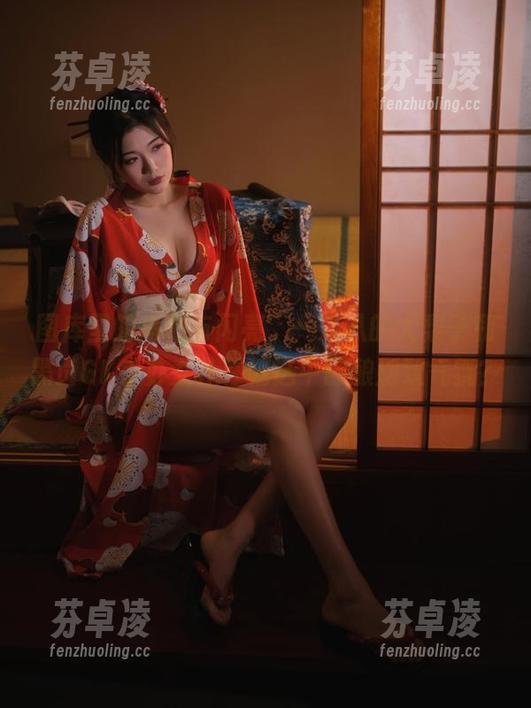 一米八的大梨子 图库里的乌黑与闪亮,一米八的大梨子和黑贞GK手办女仆在精选中酝酿别致气氛?