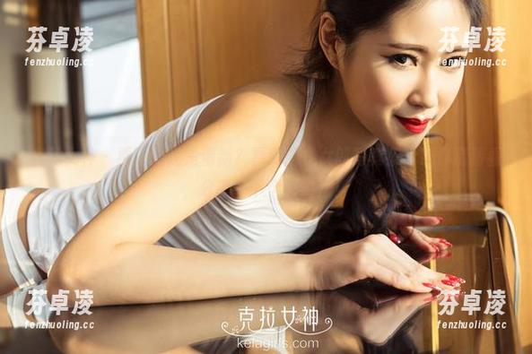 克拉女神-嘉萌 克拉女神 - 重口味还是清新?嘉萌的兔女郎写真集,让你猜猜看,分享一下个人看法!