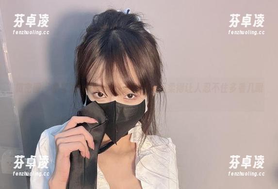 兔宝妮to 微密圈 - 兔宝妮to探险高清美图界,温柔得让人忍不住多看几眼。