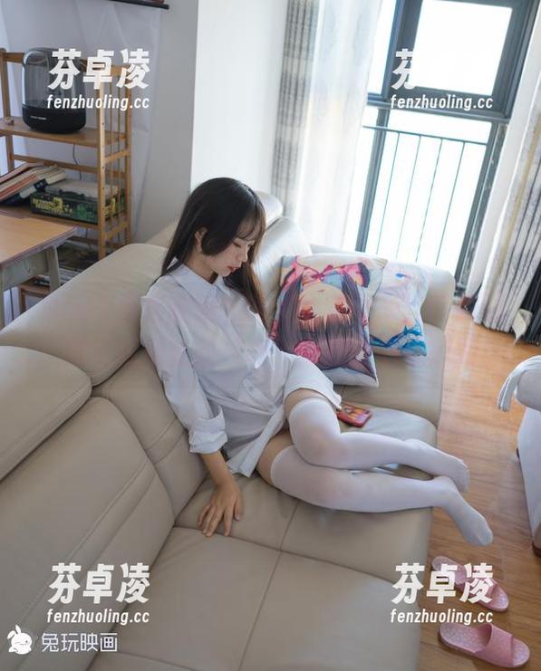 兔玩映画这腿超细的，全套图集，轻如羽，其实就是在炫技吧，这超能力我想要！
