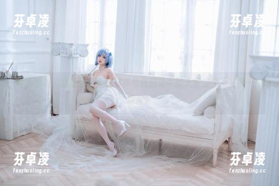 真心赞叹，凉凉子的天使写真和我脑海中的天使完全不在同一个维度。