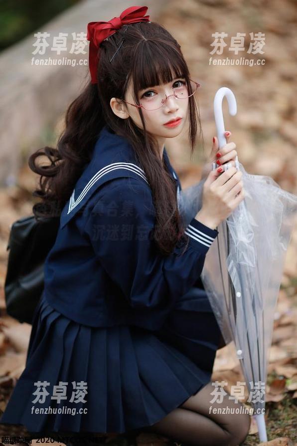 蓝色私房写真合集，喵糖映画真的能让人沉迷到忘记时间。