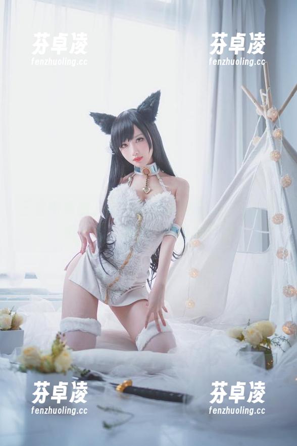 小鹿鹿shika 三里屯街拍,高清分享小鹿鹿shika的气质,哪里来的这么多仙气啊