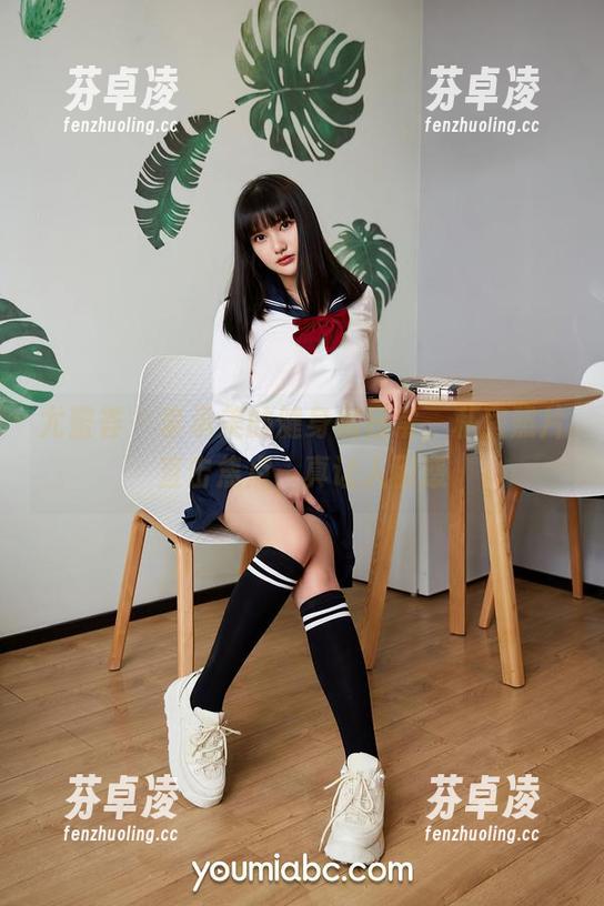 尤蜜荟 - 李承美的健身房日常，私房照片直击焦点，真让人困惑