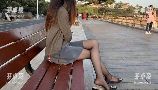 微密圈 - 有你喵的制服原图，更新中——这次谁会被制服？