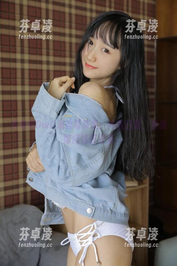 木绵绵OwO 木绵绵OwO海边写真集:风和日丽,看我如何驾驭海浪