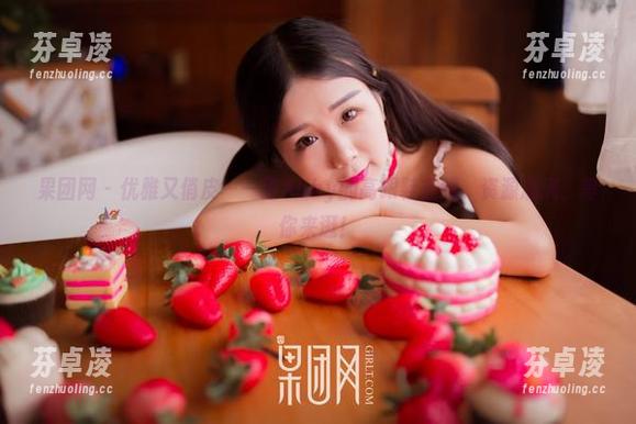 果团网 - 优雅又俏皮——甜Abby的高跟鞋在线，资源满满，等你来逛！