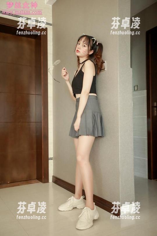 梦丝女神 - 凭什么兔女郎刘诺的原图免费？因为她要让你外表优雅内心逗逼！