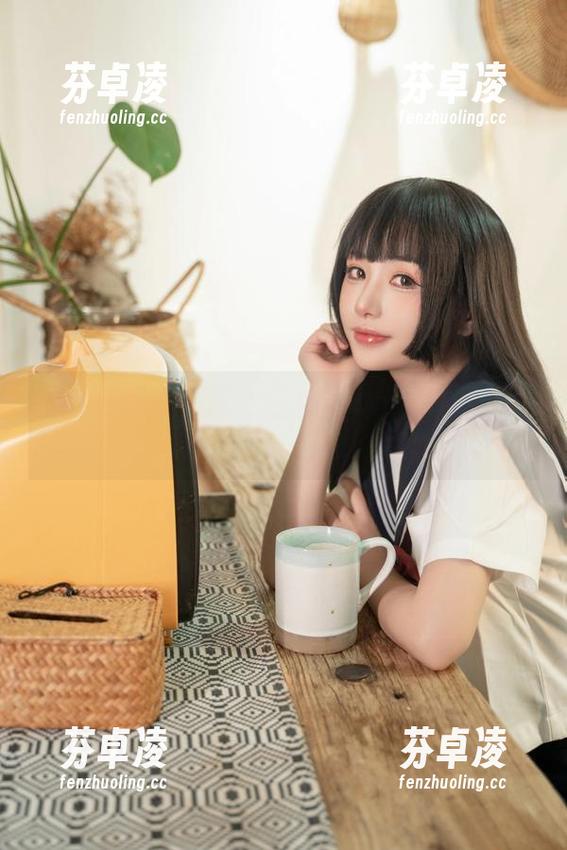 爆机少女喵小吉 爆机少女喵小吉的碧蓝档案:美图成精,妃咲是认真的!