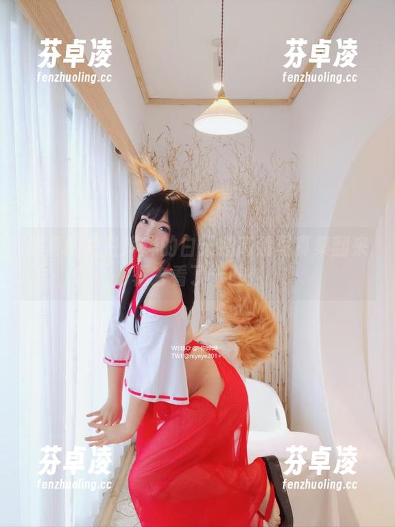 我真的把白烨烨的白天鹅高清写真集翻来覆去看了十遍！
