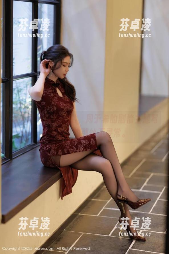 秀人网-周于希 秀人网 - 在线欣赏,周于希的剧情主题写真所带来的那丝不寻常。