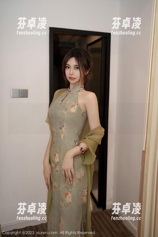 秀人网-小薯条nienie 秀人网 - 小薯条nienie展现美图,谁说资源不能如此“脚”踏实地?