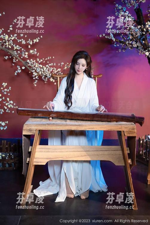 秀人网-希雅sia 秀人网 - 无尽更新:希雅sia的夏天合集,真想说她这纪实风格别有韵味。