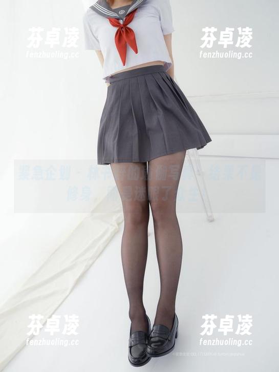 紧急企划 - 林书辞的瑜伽写真：结果不是修身，而是迷眼了众生！