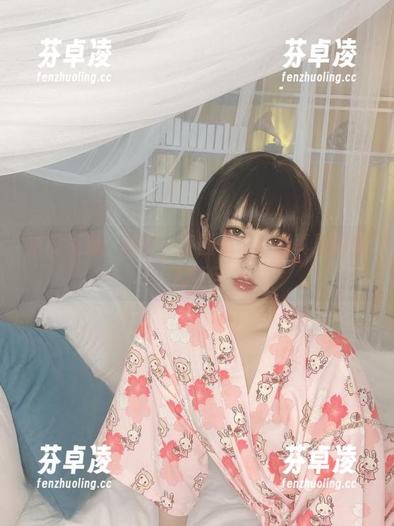 推门见海，醒醒！芋圆侑子的写真更新惹人瞩目