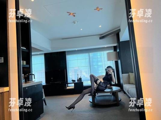 微密圈 - 最新发现！葛征的肉丝原图，真有人把丝这么玩的，太妙了！