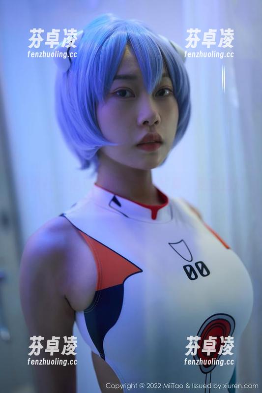 蜜桃社-真希 蜜桃社 - 选真希的比基尼写真,是我这周的最佳决定之一!