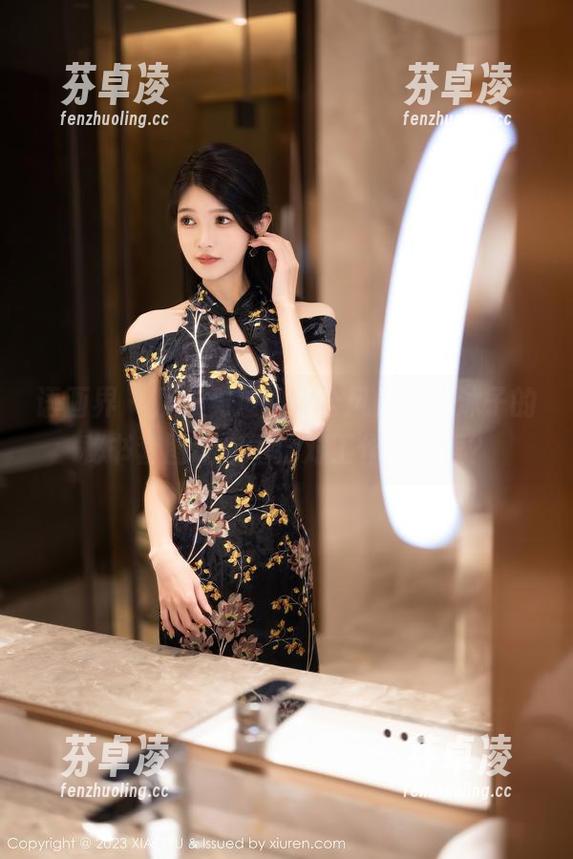 语画界-奈沐子 语画界 - 从未见过的办公风景,奈沐子的秘书套图让你重拾对工作的热爱?