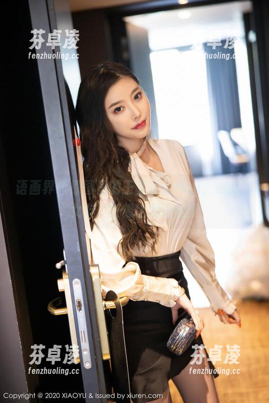 语画界 - 原图里的王馨瑶yanni，我的“女友”好像比我还会撩