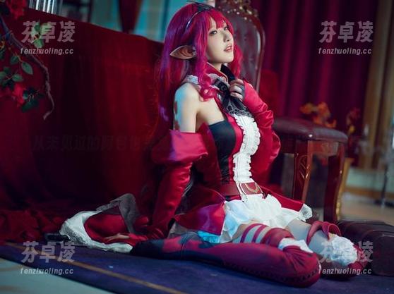 从未见过的阿包也是兔娘，帮你解构吧唧熊熊圣诞写真