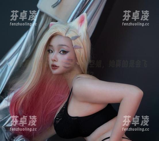 阿寨寨ninja的私房写真：空姐，她真的是会飞的那种吗？