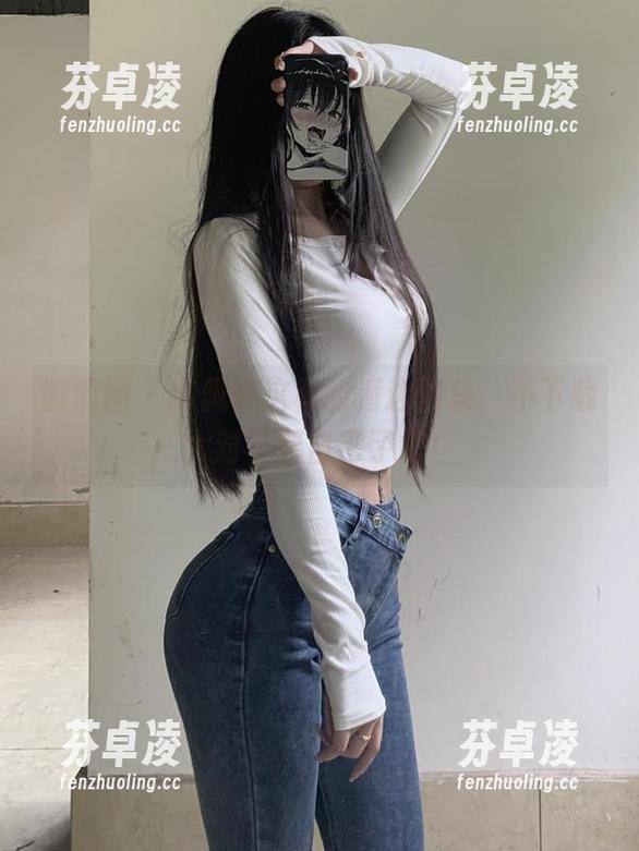 微密圈 - 陈佩奇这样的海边图集，不下载太对不起自己了吧！