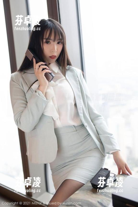 魅妍社-Miki兔 魅妍社 - 网袜在Miki兔的高清图册里,有点颠覆你的审美想法哦!